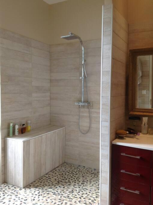 Ancien Presbytere Au Coeur Du Village Mauvezin  المظهر الخارجي الصورة
