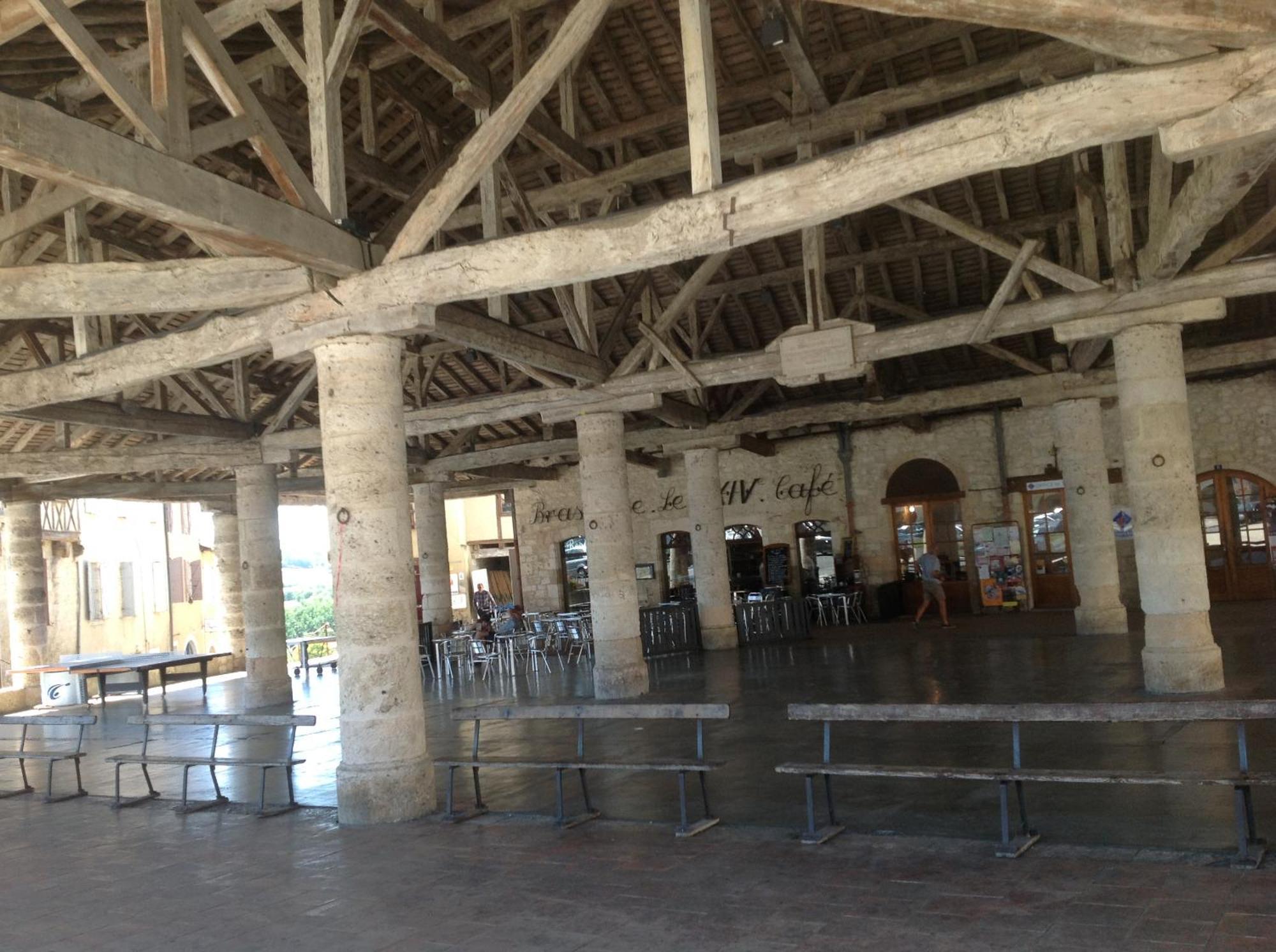 Ancien Presbytere Au Coeur Du Village Mauvezin  المظهر الخارجي الصورة